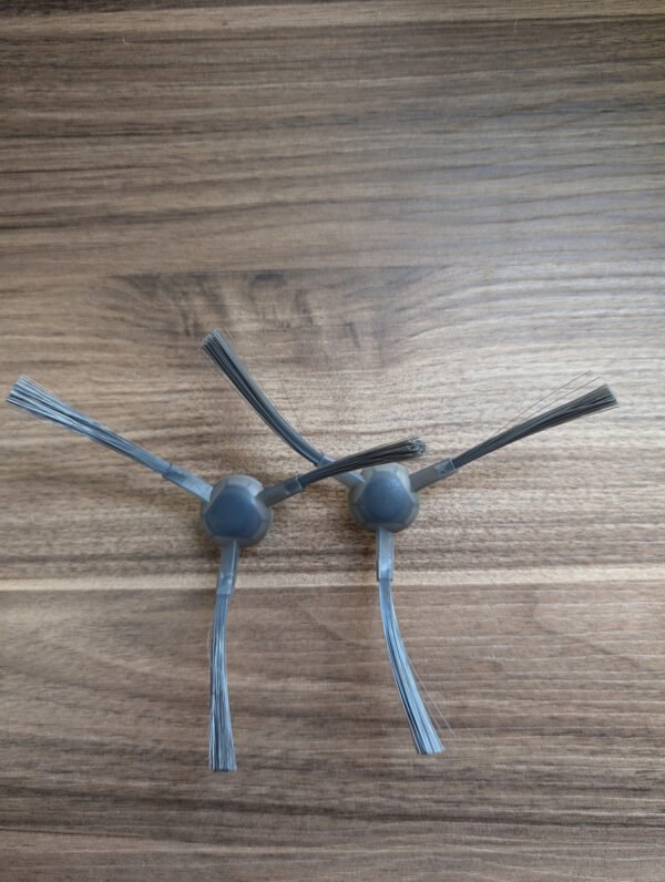 D_NQ_NP_828920-MCO77244921108_072024-F.jpg Cepillo Lateral Escobilla Aspiradora Irobot Roomba Combo